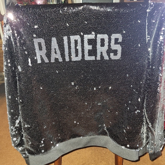 Las Vegas Raiders Sequin Jacket - Picture 3 of 5